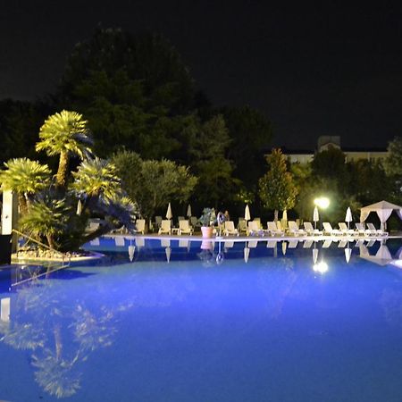 Hotel Internazionale Terme Abano Terme Exterior foto