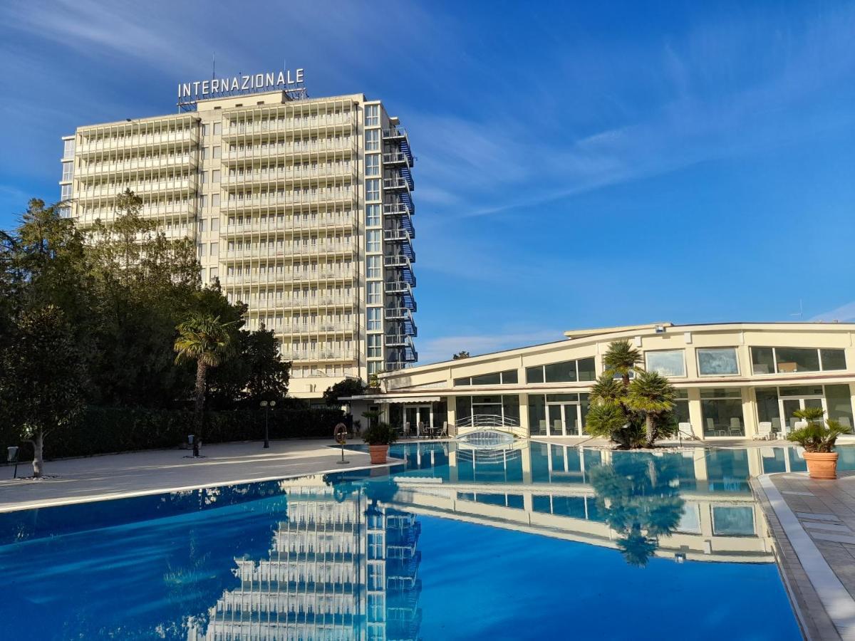 Hotel Internazionale Terme Abano Terme Exterior foto