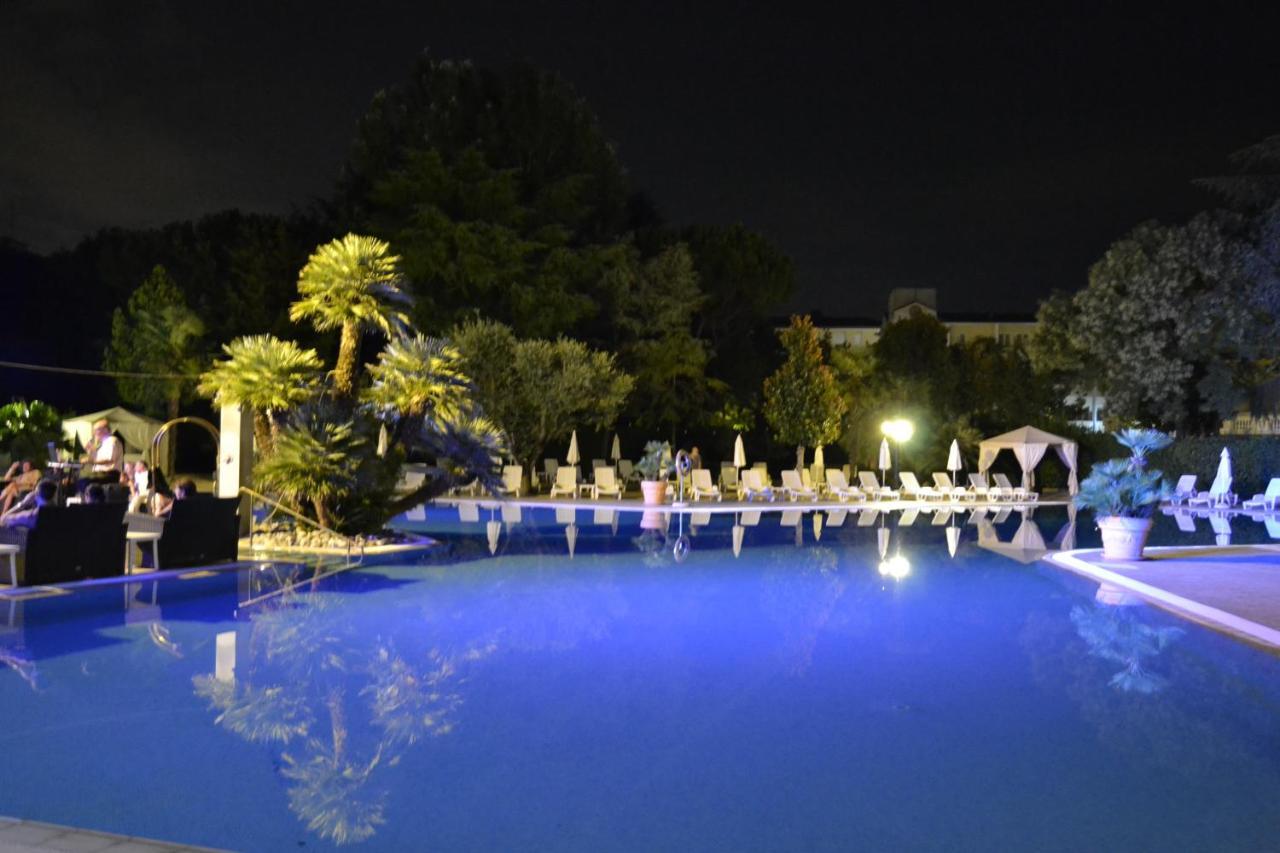 Hotel Internazionale Terme Abano Terme Exterior foto