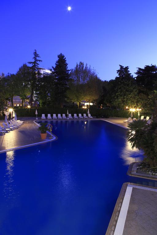 Hotel Internazionale Terme Abano Terme Exterior foto